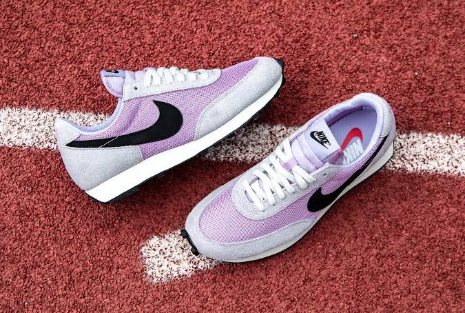 nike lavender daybreak