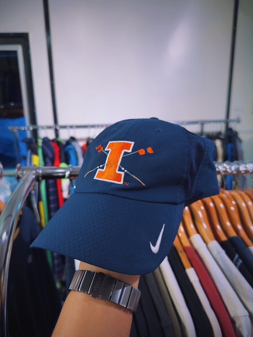 Nike heritage 86 dri fit discount