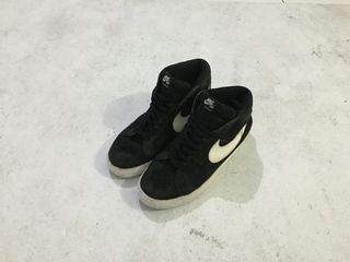 Nike sb blazer mid