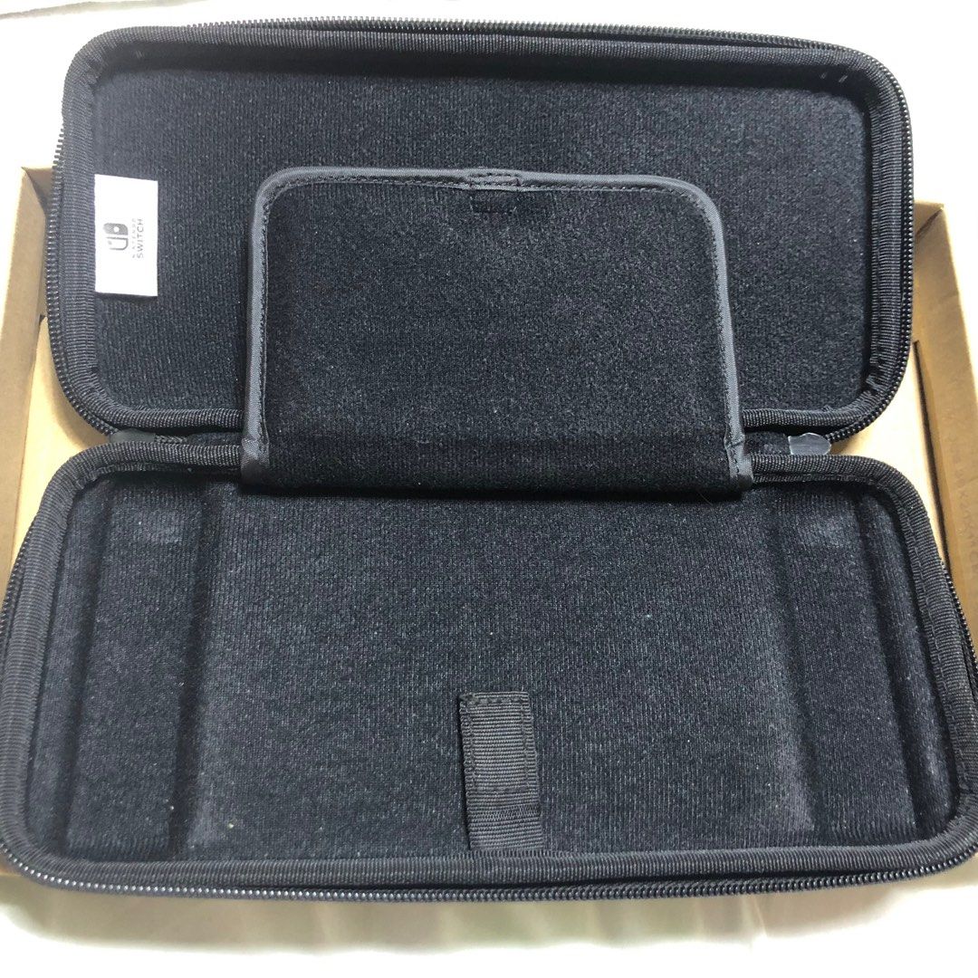 Repriced-Nintendo Switch hard case (Category: Cases & Covers) located in Makati City. Submitted by january05 (Listing ID 1215474509, Image 3). Description: Original, very smooth.