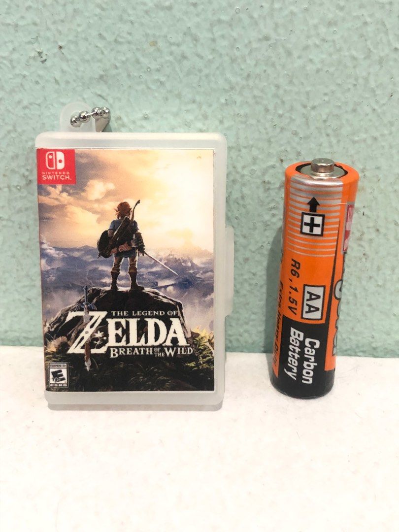Nintendo switch Zelda BOTW mini case keychain on Carousell