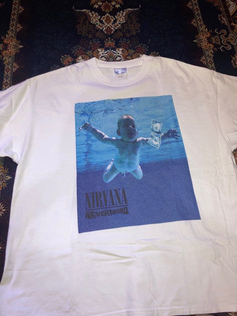 Nirvana nevermind 2002, Men's Fashion, Tops & Sets, Tshirts & Polo