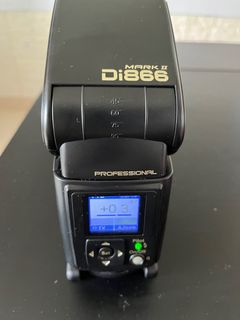（分類：）位於 。 由 superbaggio 提交（商品編號 1215452442，圖片 1）。簡介： 。