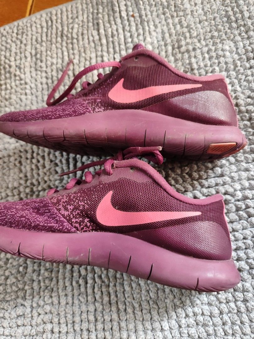 Original Nike shoes, Women's Fashion, Footwear, Sneakers on Carousell