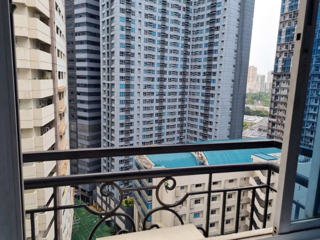 Pasig City near Robinson Galleria Condo unit with parking at AIC Grande