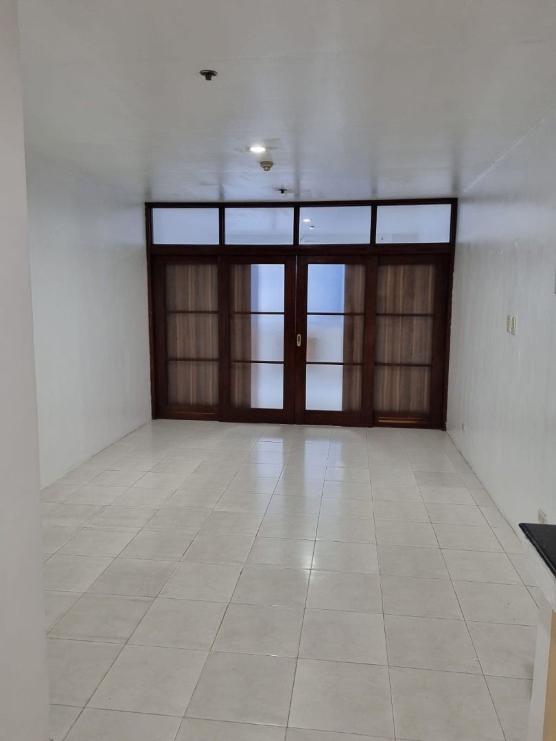 Pasig City near Robinson Galleria Condo unit with parking at AIC Grande