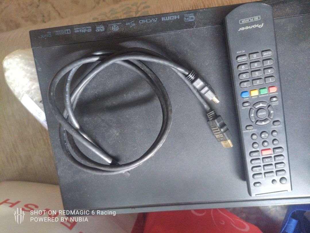 Pioneer Hi end blue ray player (Category: Other Audio Equipment) located in Manila. Submitted by alfredaguirre0819 (Listing ID 1215324980, Image 2). Description: for sale is my slightly used Pioneer Hi end blue ray player selling only for 3.8k neg free hdmi cable, feel free to offer location in paranaque, taguig or Pasig cainta thanx ofr viewing my ad. gb.