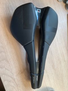 （分類：）位於 。 由 RedStealth01 提交（商品編號 1215417419，圖片 1）。簡介： 。