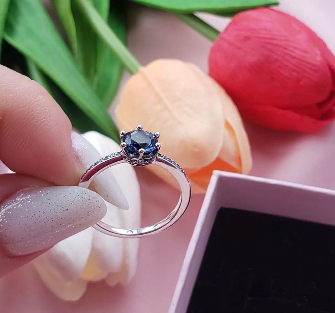 Pandora blue crown store ring