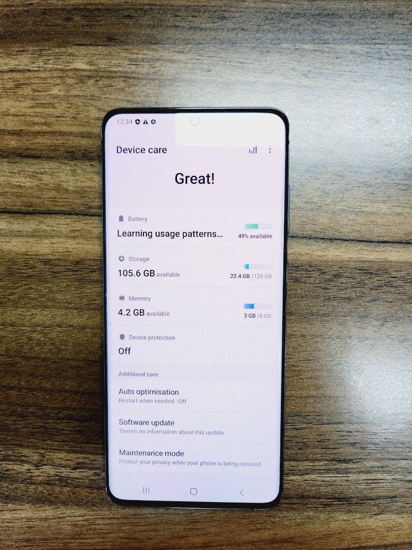 Samsung S20+ 128gb (Category: Samsung) located in Quezon City. Submitted by essinea (Listing ID 1215444050, Image 3). Description: PLEASE MAKE READING A HABIT. PLEASE READ BELOW BEFORE CHATTING. Available. Comes with everything when it was bought. No issues. No amoled burn. No bumps or scratches, apart from the one on screen protector which can be changed. In perfect condition. Used lightly. With screen protector since day 1. Meetup in Podium if 