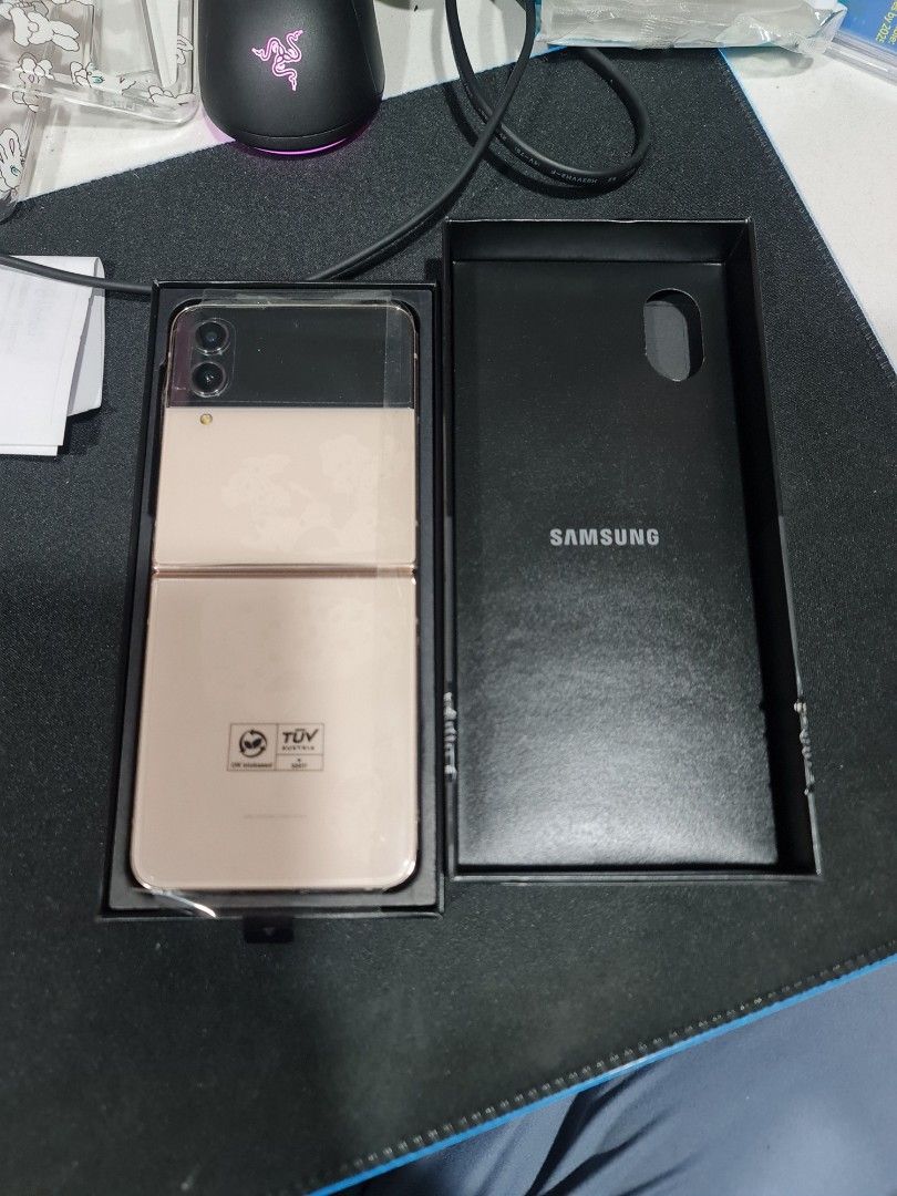 SAMSUNG Z FLIP 4 PINK GOLD 512GB 5G LIKE NEW BOUGHT ON DECEMBER 2022