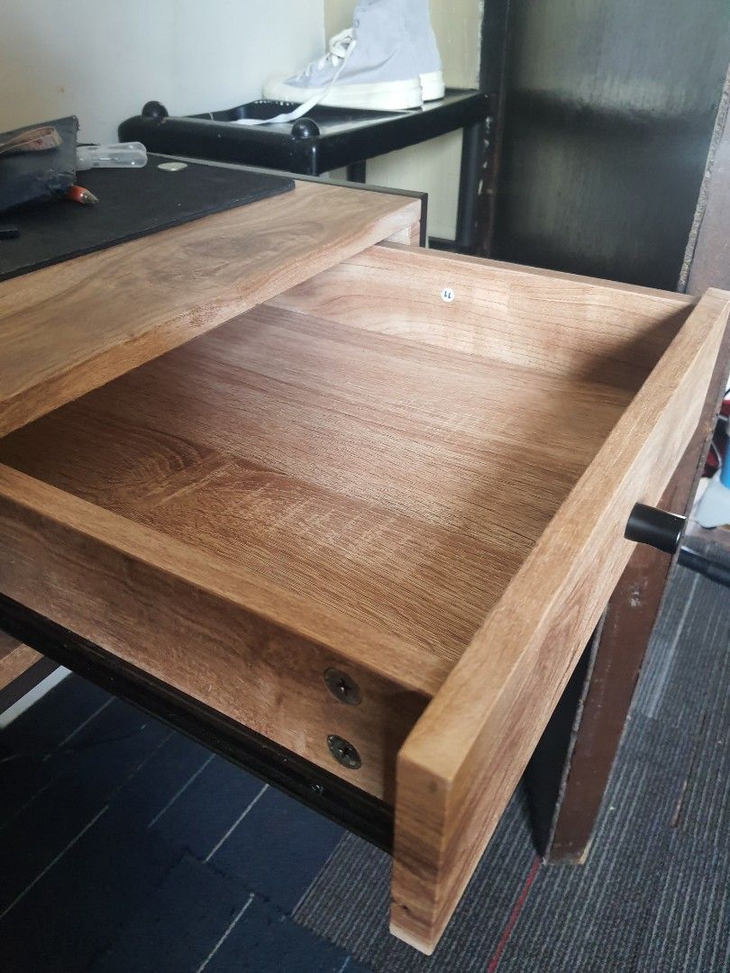 San-Yang Computer Table (Category: Office Furniture & Fixtures) located in Quezon City. Submitted by mikaaaaachu (Listing ID 1215385190, Image 3). Description: Last price bought it August 2021 only flaw is yung sa ilalim ng table bcs I had to put arm rest (shown on the 4th and 4th pic) for pick up only Location: North Caloocan (Fairview).