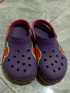 Sendal Crocs