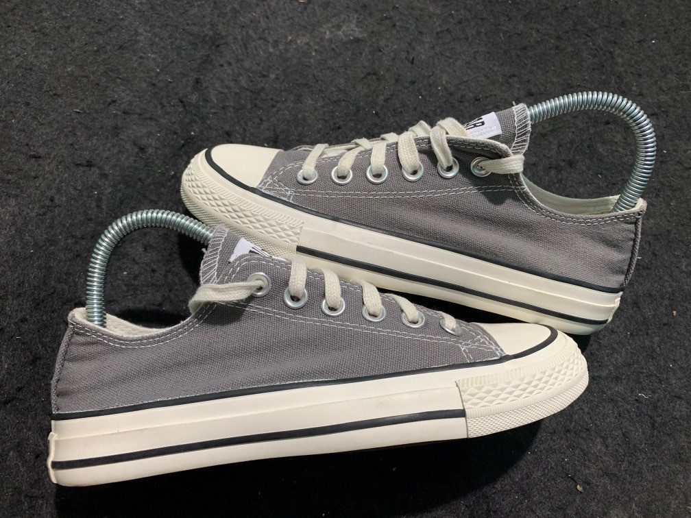 Sepatu converse original jepang top