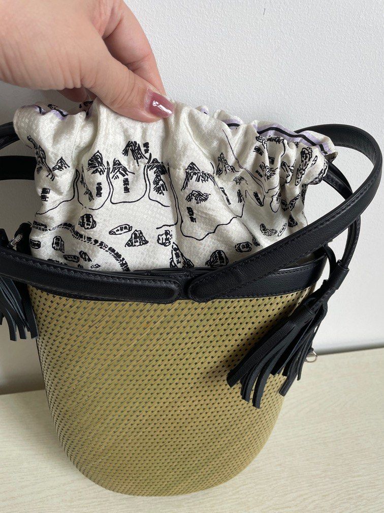 Shang xia bucket bag
