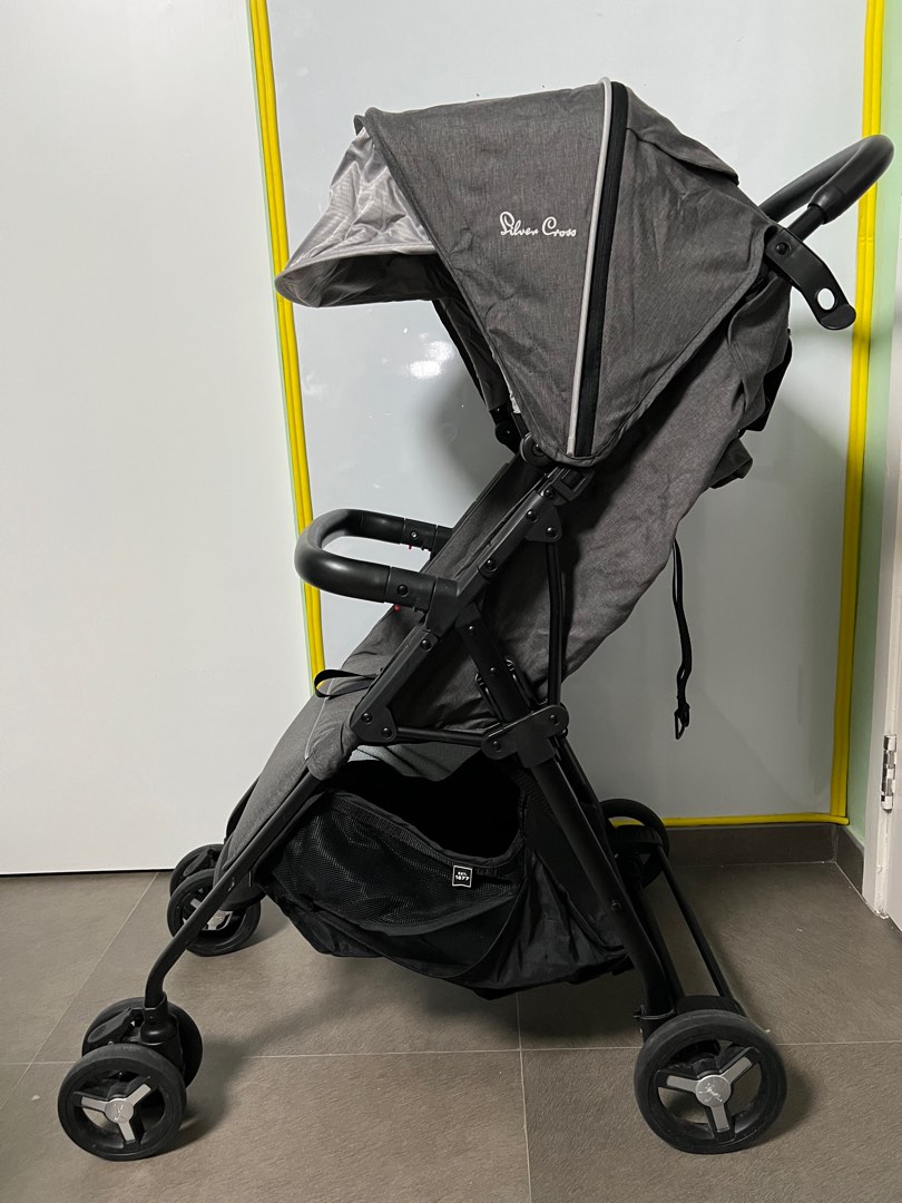 Silver cross avia deals galaxy footmuff