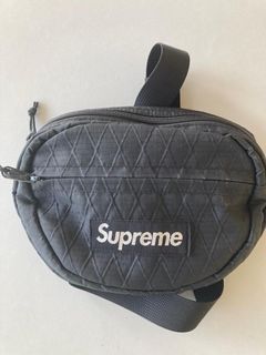 Supreme FW18 Waist Bag (Black) - Limited Edition, Men's Fashion