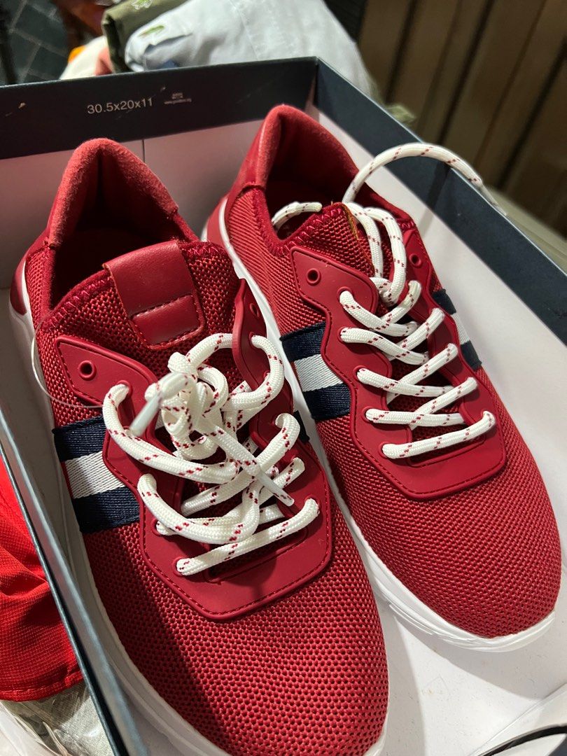 Tommy hilfiger tennis shoes rubber shoes