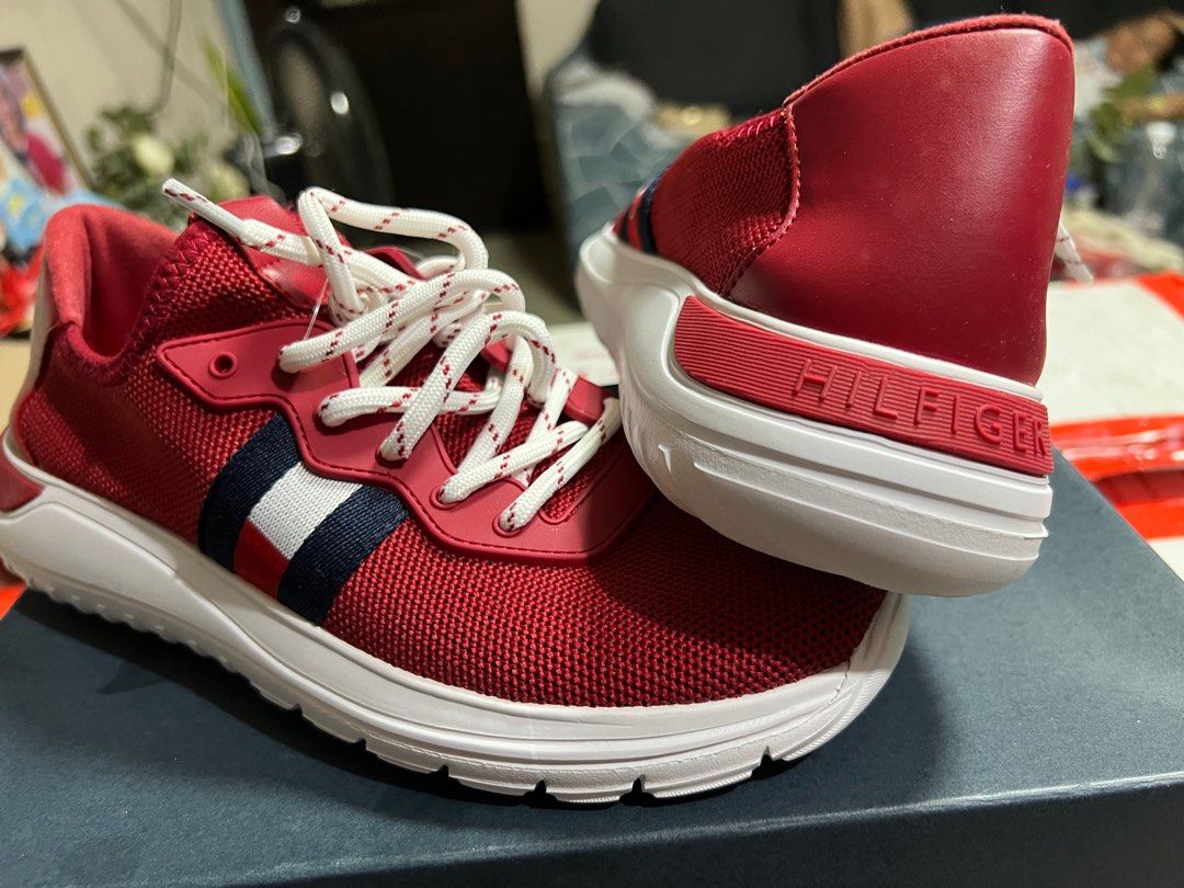 Tennis shoes 2024 tommy hilfiger