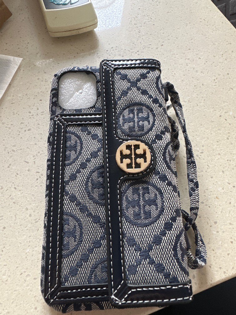 Tory burch iPhone 11 case, Mobile Phones & Gadgets, Mobile & Gadget  Accessories, Cases & Sleeves on Carousell