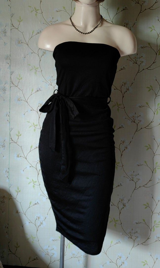 Tube type bodycon dress with belt Women s Fashion Dresses Sets