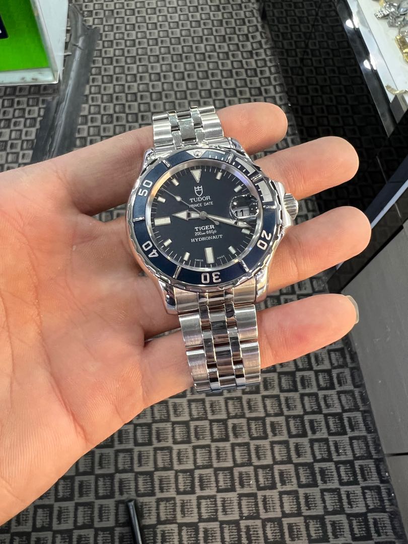 Tudor sales tiger hydronaut