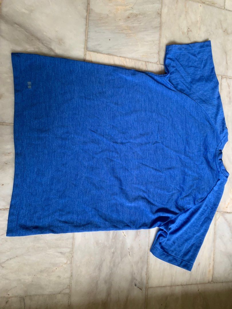 Uniqlo dri fit shirt (Category: Babies & Kids Fashion) located in Cainta. Submitted by futurequeensh_jm (Listing ID 1215318924, Image 2). Description: Uniqlo dri fit shirt for kids Light airy fabric Size 150 Fits 9-10 yrs old Kinds stretchy material.
