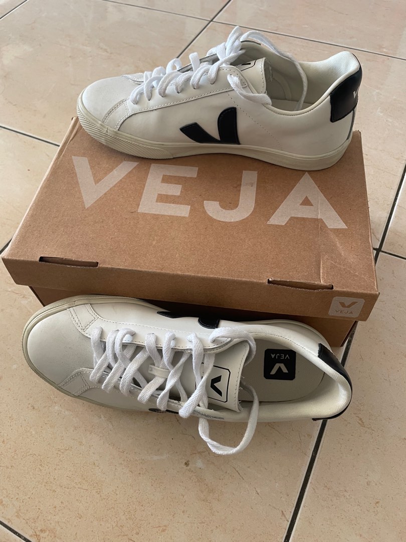 Veja Esplar Leather Sneaker Size 39 Men s Fashion Footwear