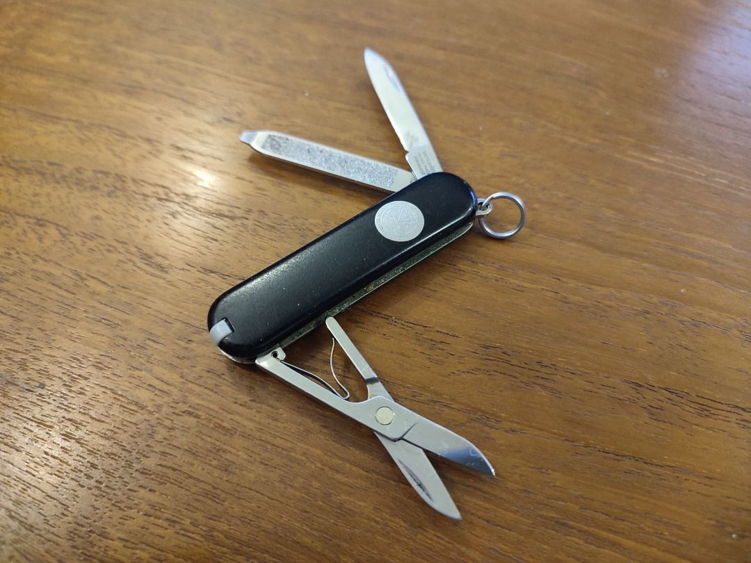Us hotsell army victorinox