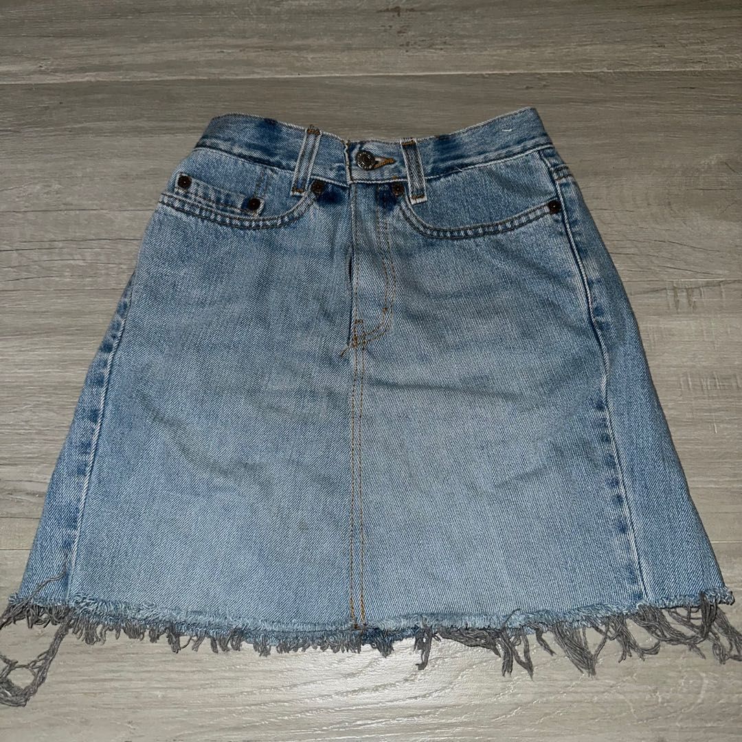 Vintage store levi skirt