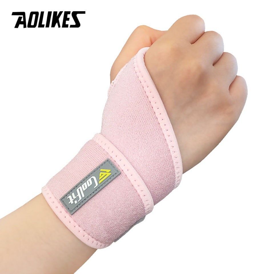 Wrist guard (pair), Sports Equipment, Other Sports Equipment and