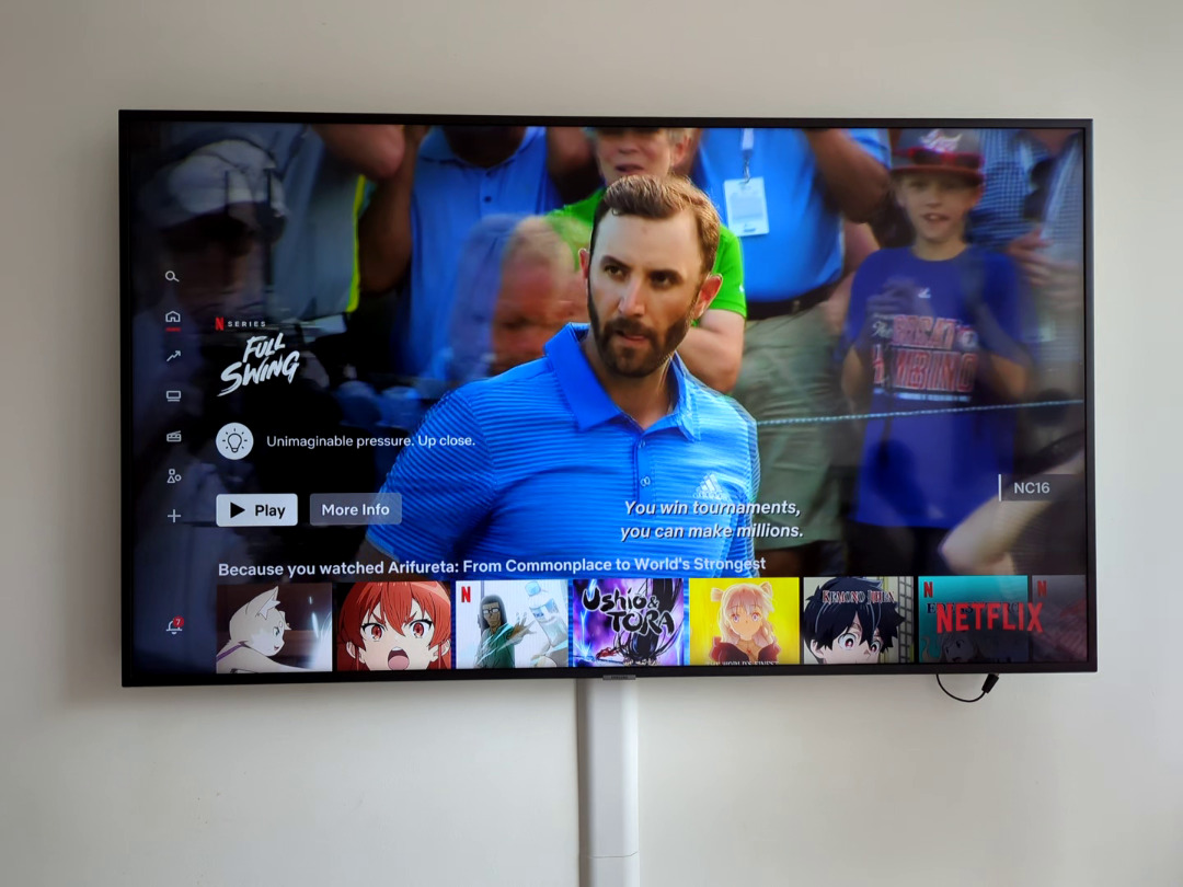 58Inch Samsung UHD 4K Smart TV UA58RU7100KXXS with Slim Wall Mount, TV