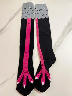 最後一對！ 特價美國潮襪- 鷹爪？雞腳? Knee height sock 中長筒襪 （size 22 - 27 cm)64196077881473110