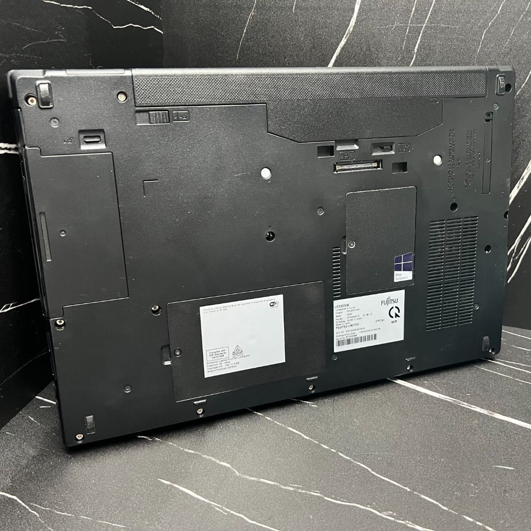 日本製Fujitsu Lifebook E556文書商務筆電15.6吋i5/6代Ram 8GB DDR4