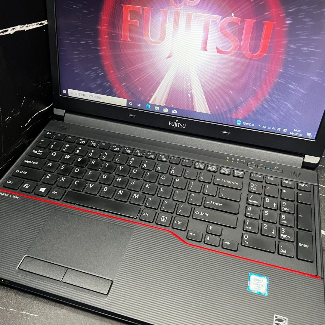 日本製Fujitsu Lifebook E556文書商務筆電15.6吋i5/6代Ram 8GB DDR4