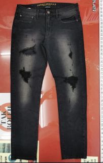 American eagle damage jeans