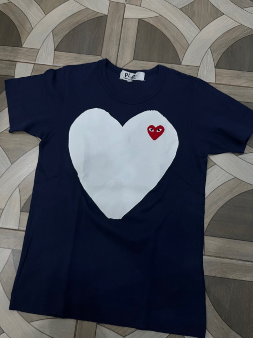 Authentic PLAY Comme Des Gar ons CDG Navy Blue Heart Shirt