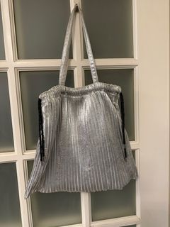 （分類：）位於 。 由 bebe1011 提交（商品編號 1215627023，圖片 1）。簡介： 。