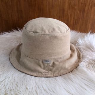 Beanpole Bucket Hat
