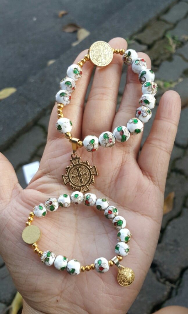 Saint Benedict bracelet with heishi beads