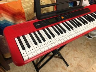 Casio CT-S200RD 61-Keys Casiotone Keyboard with FREE STAND