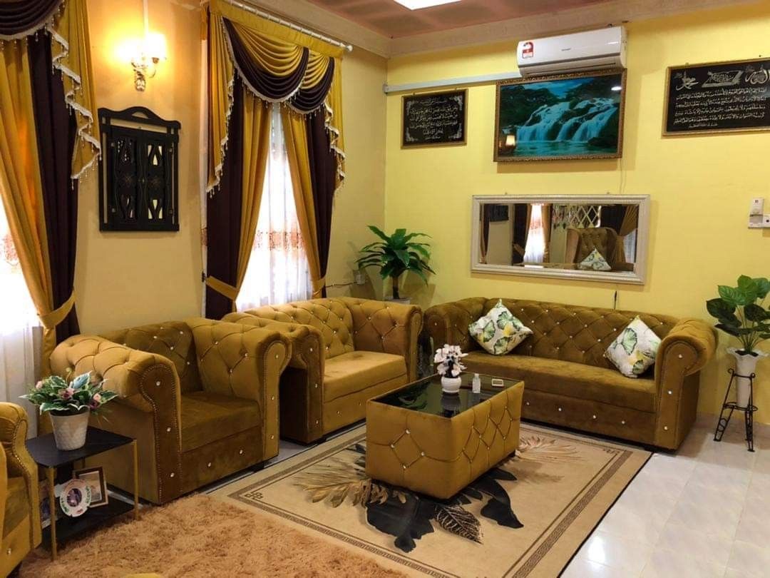 CHESTERFIELD DIRECT KILANG, Furniture & Home Living, Furniture, Sofas