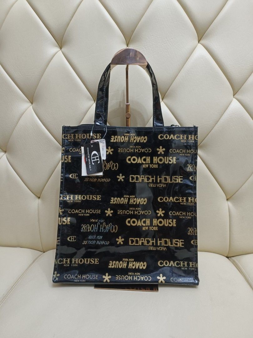Coach house new york tote bag on Carousell