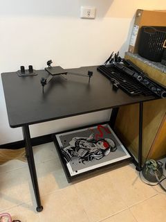 Computer / Gaming table