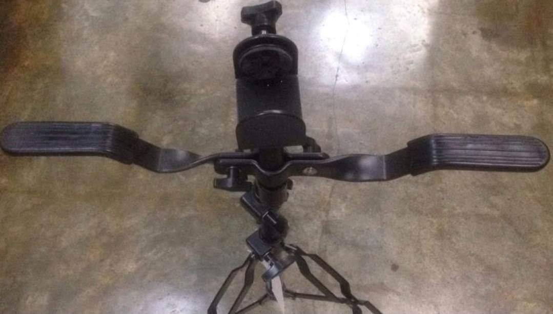 Davis Bongo Stand / Bongos Stand with Adjustable Holder on Carousell