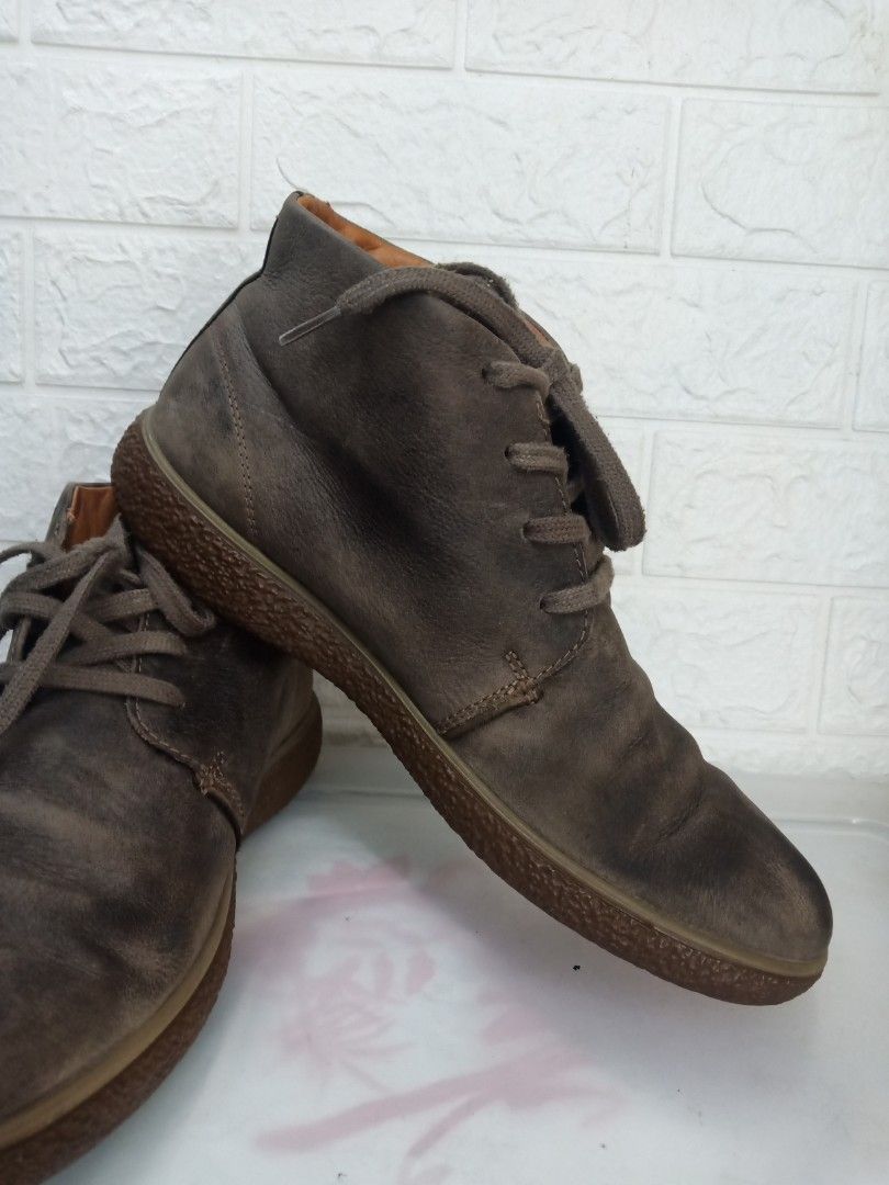 ecco chukka