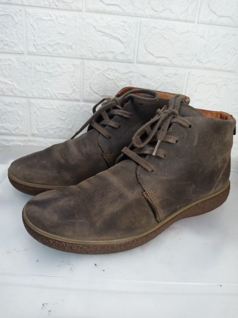 ecco chukka