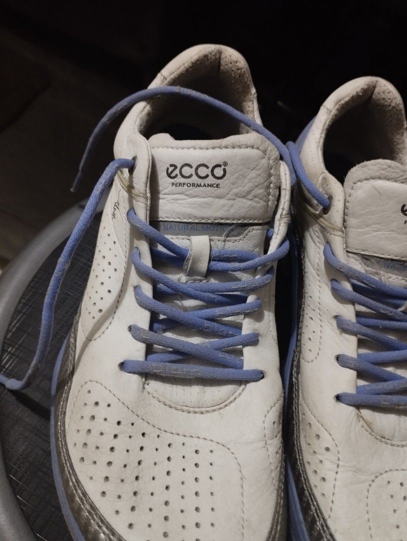 ecco performance shoes