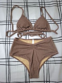 (Category: ) located in . Submitted by fabclosetph (Listing ID 1193660572, Image 1). Description: .