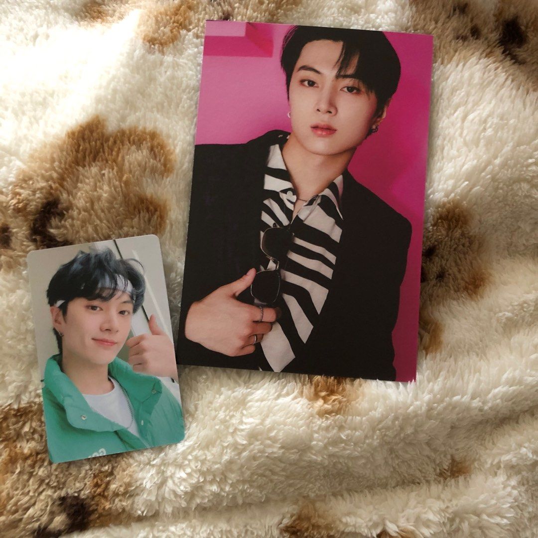 enhypen season's greetings 2023 photocard & postcard, Hobbies & Toys